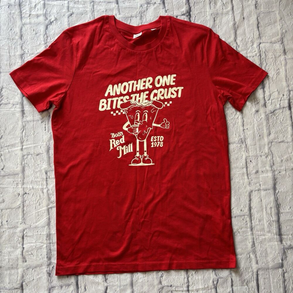 Bob’s Red Mill “Another One Bites the Crust” Pizza Graphic Tee Size Medium